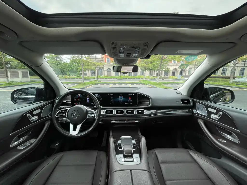 Mercedes-Benz GLE 2020 — фото 19