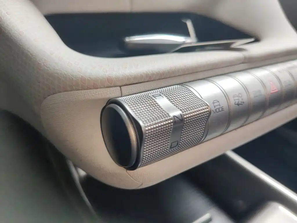 BYD Dolphin 2022 — фото 14