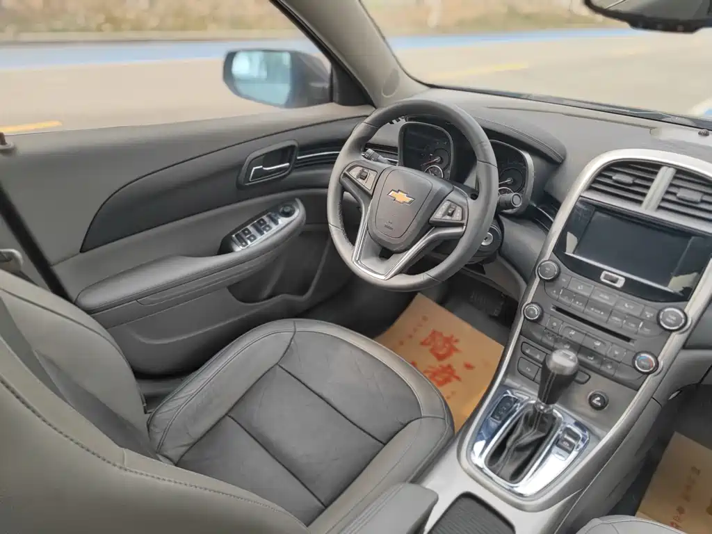 Chevrolet Malibu 2014 — фото 15