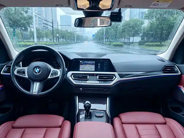 BMW 3 Series 2021
