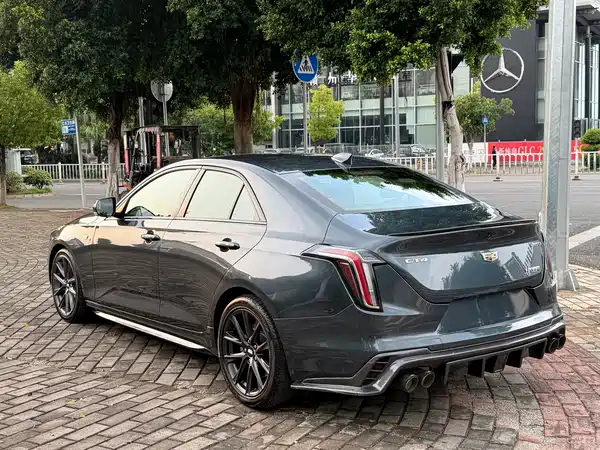 Cadillac CT4 2020