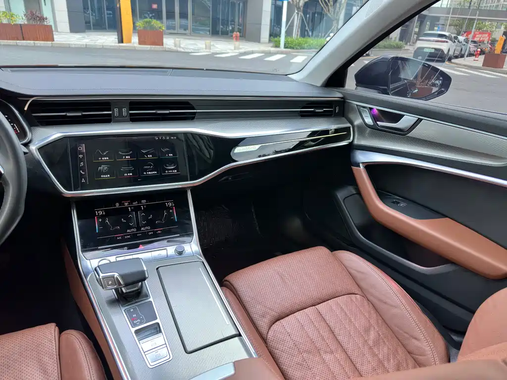 Audi A6L 2020 — фото 15