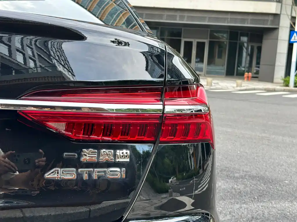 Audi A6L 2020 — фото 25