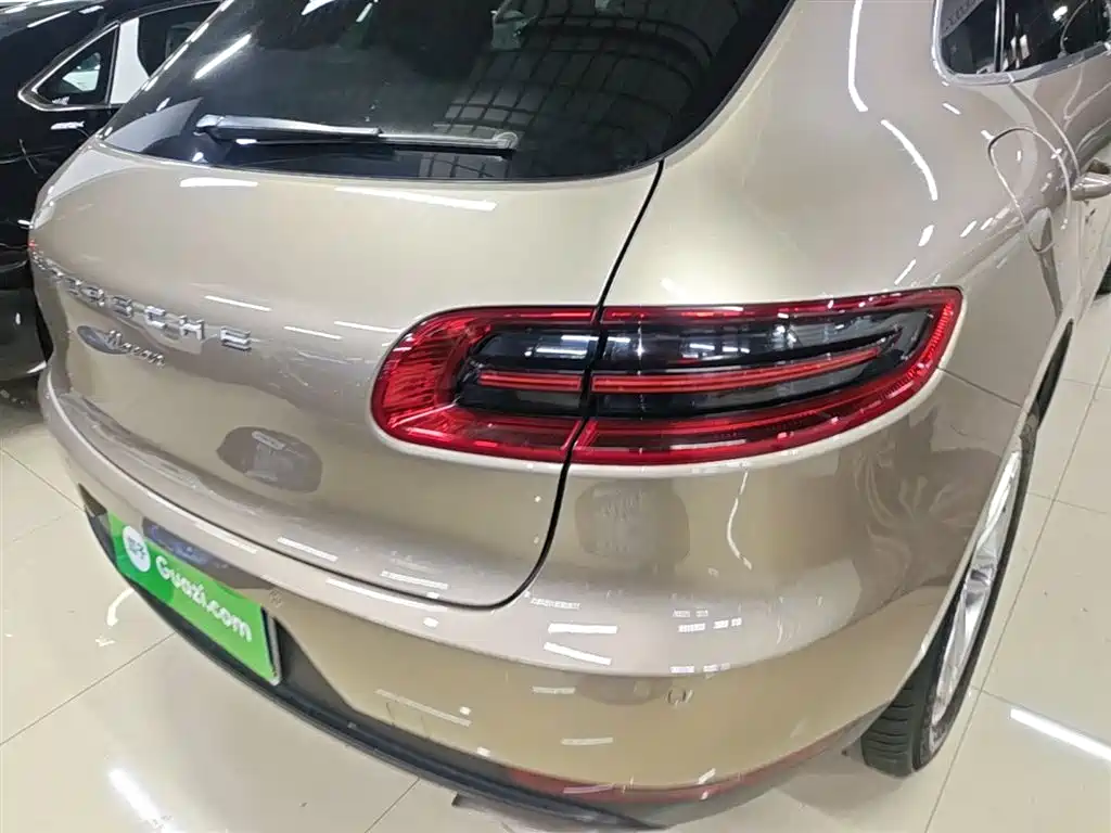 Porsche Macan 2016 — фото 8