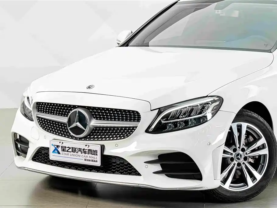 Mercedes-Benz C-Class 2020