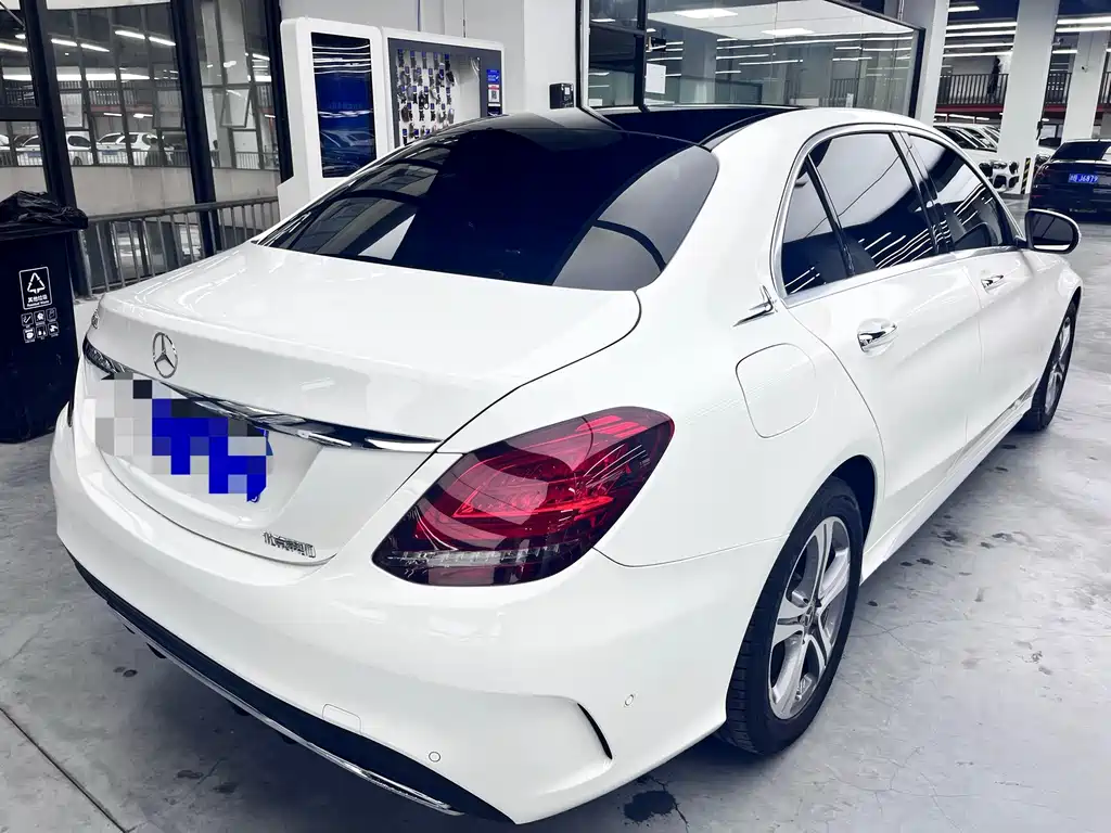 Mercedes-Benz C-Class 2020 — фото 15