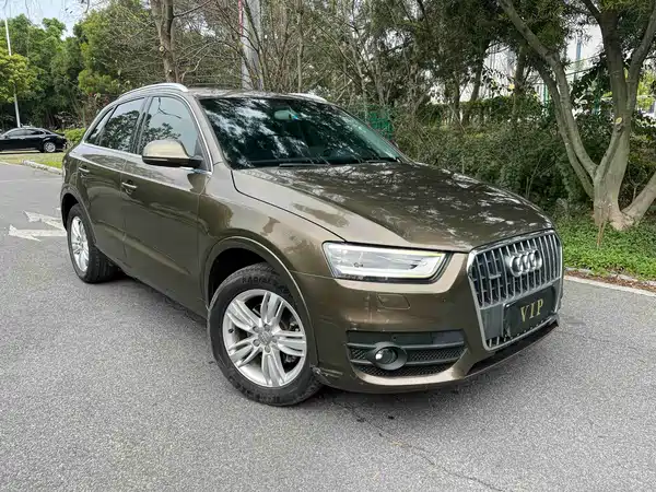 Audi Q3 2015
