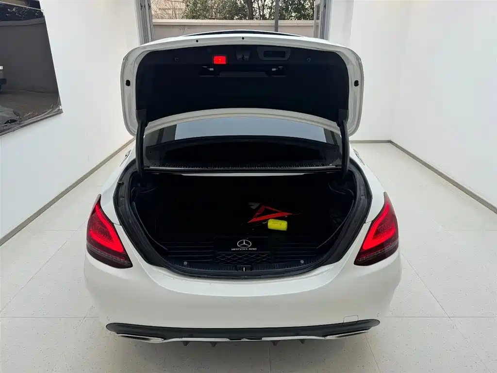 Mercedes-Benz C-Class 2020 — фото 10