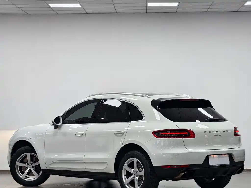Porsche Macan 2015 — фото 2