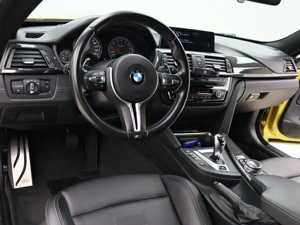 BMW M4 2018 — фото 8
