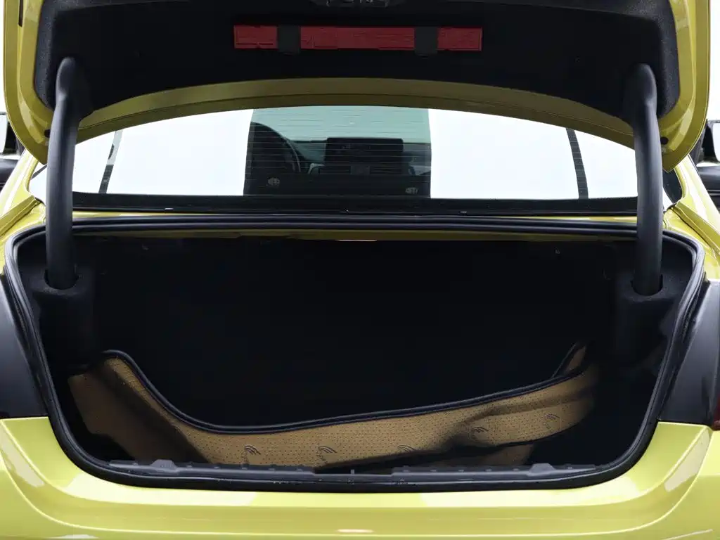 BMW M4 2018 — фото 10