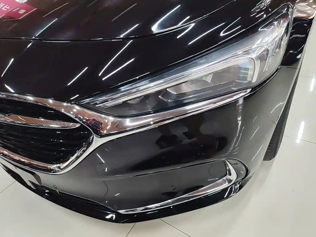 Buick LaCrosse 2021 — фото 24