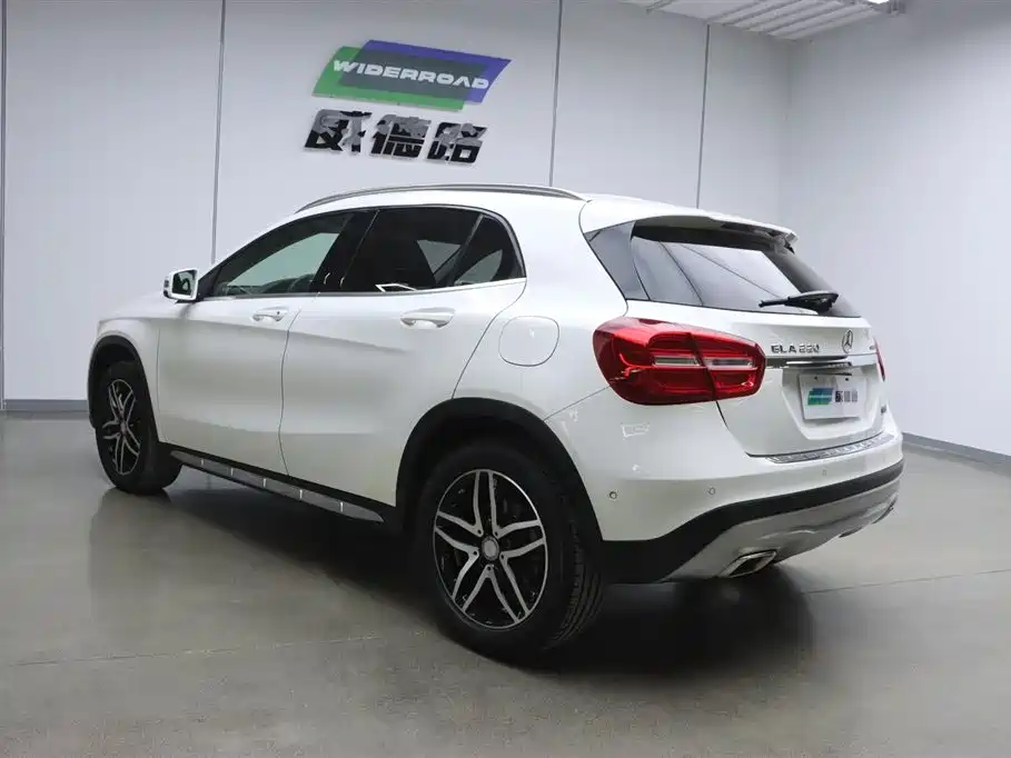 Mercedes-Benz GLA 2016 — фото 6