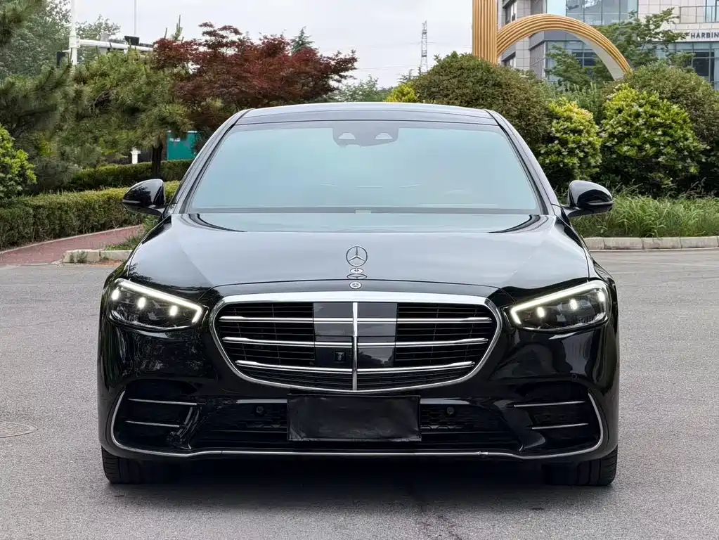 Mercedes-Benz S-Class 2021