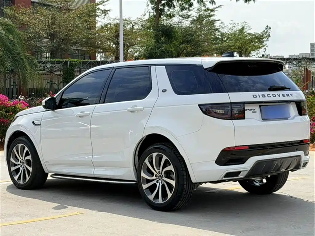 Land Rover Discovery Sport 2022 — фото 8