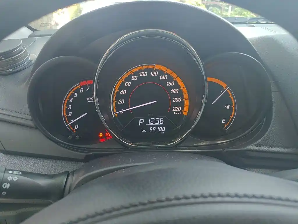 Toyota Yaris L 2022