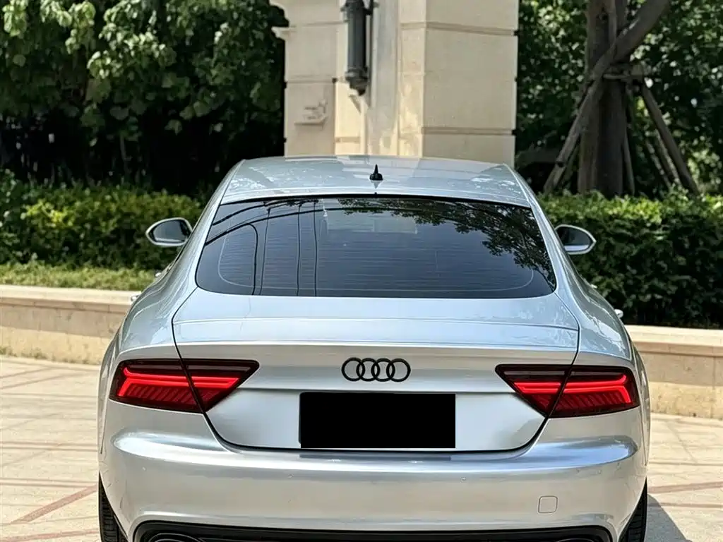 Audi A7 2012 — фото 11