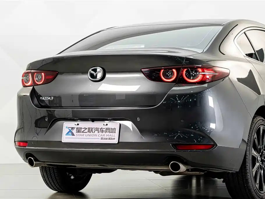Mazda 3 Axela 2023