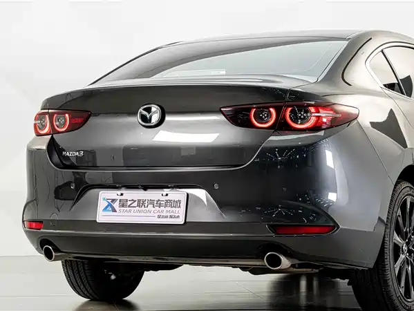 Mazda 3 Axela 2023
