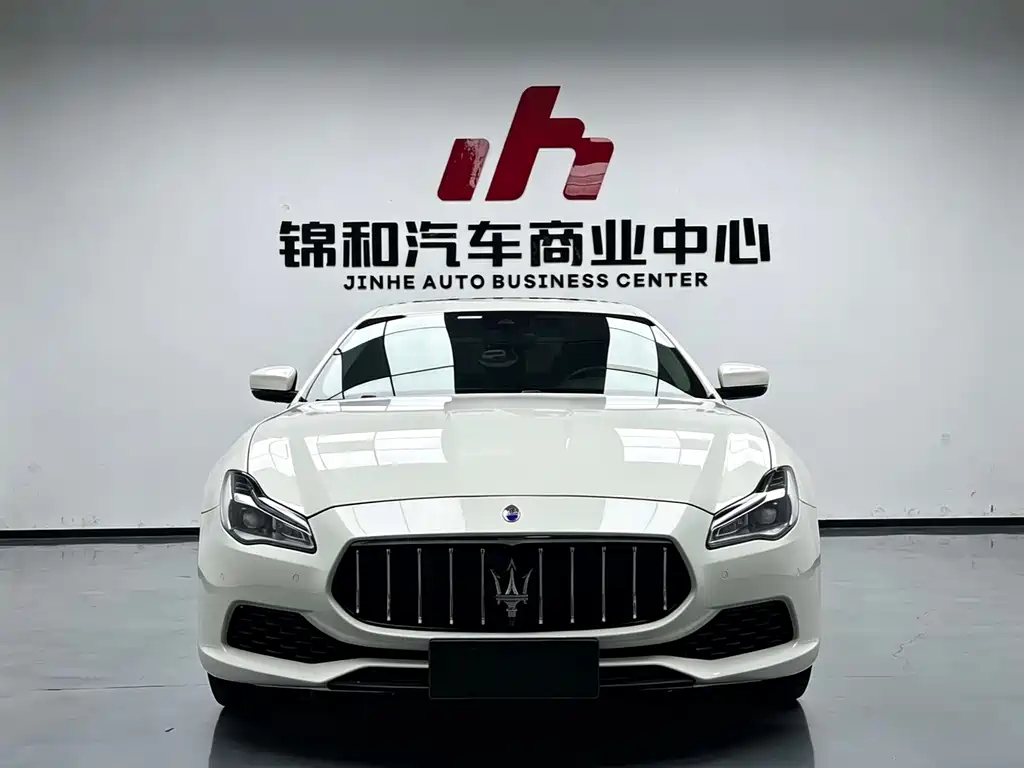Maserati Quattroporte 2018 — фото 3