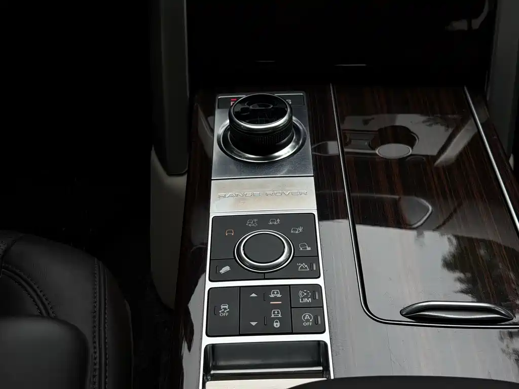Land Rover Range Rover 2017 — фото 13