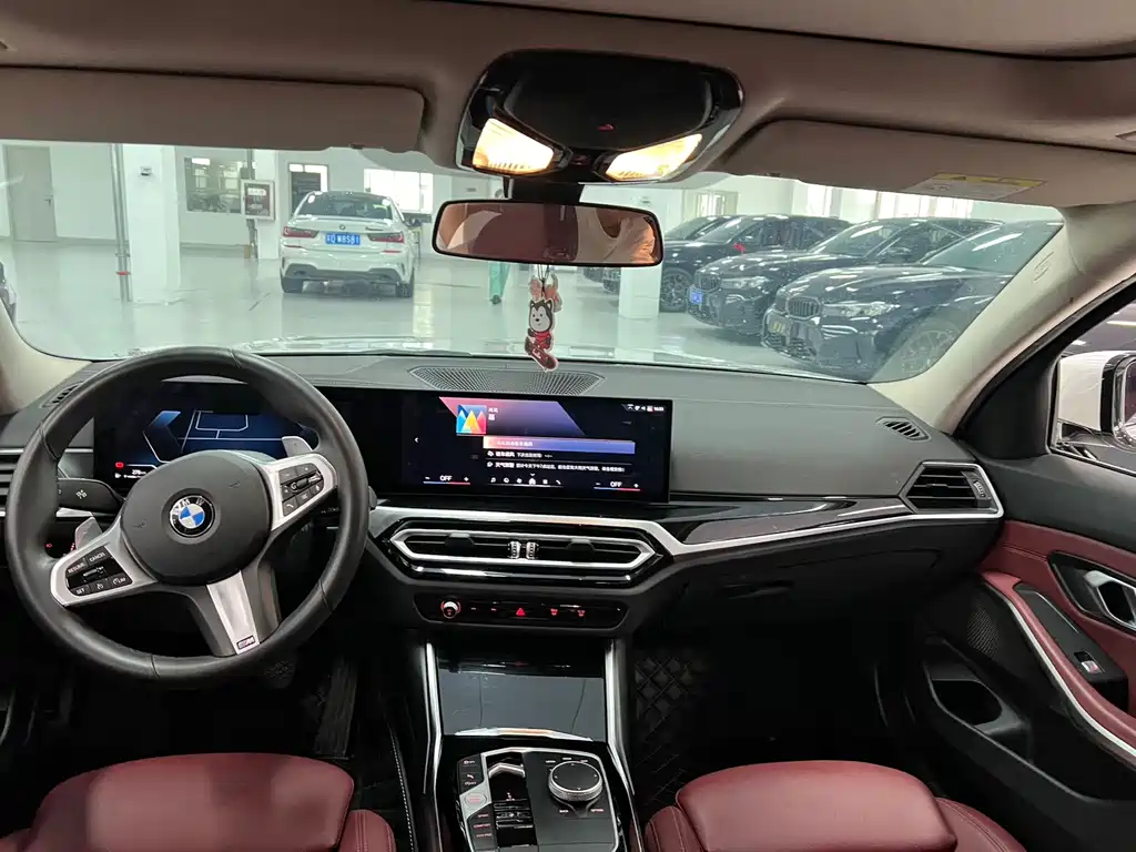 BMW 3 Series 2024