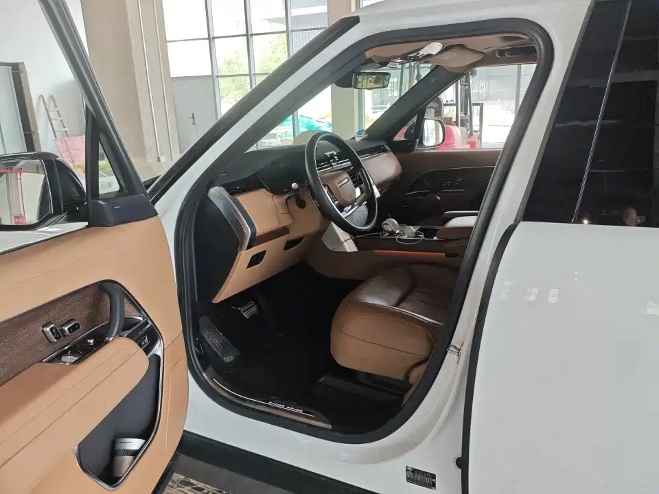 Land Rover Range Rover 2025