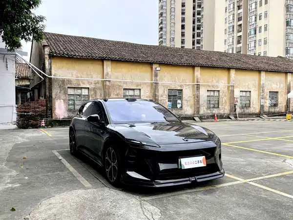 NIO ET5T 2025