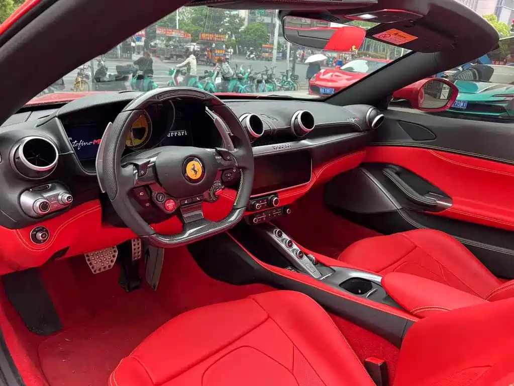 Ferrari Portofino 2023 — фото 23