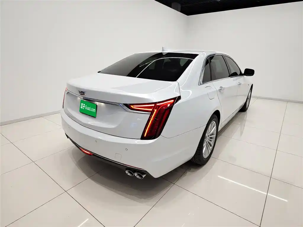 Cadillac CT6 2023 — фото 5