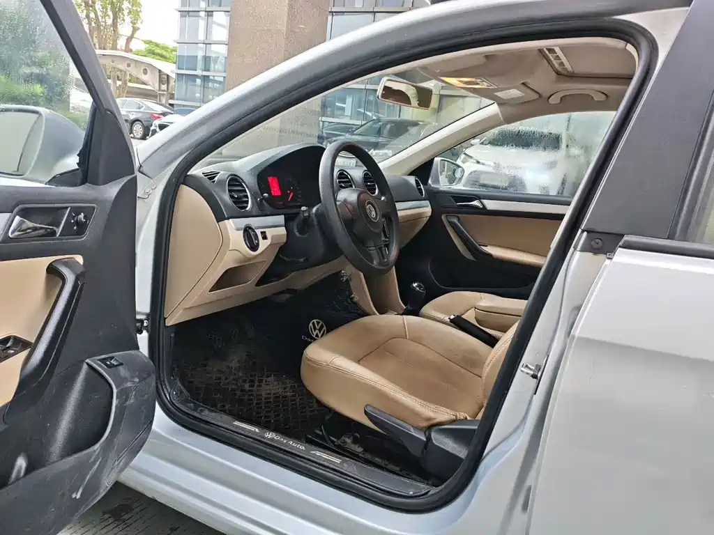 Volkswagen Jetta 2015