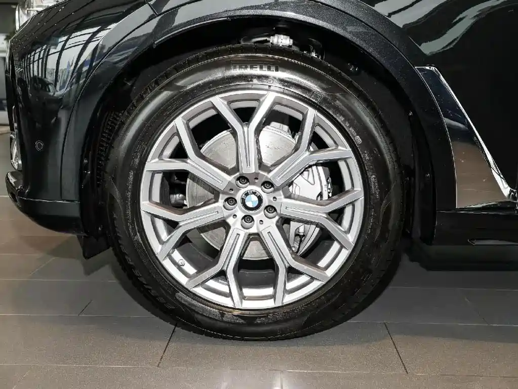 BMW X7 2022 — фото 13