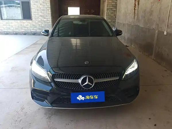 Mercedes-Benz C-Class 2020