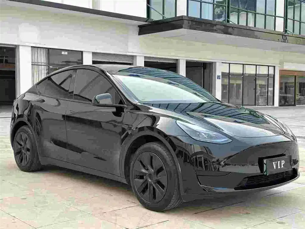 Tesla Model Y 2023 — фото 3