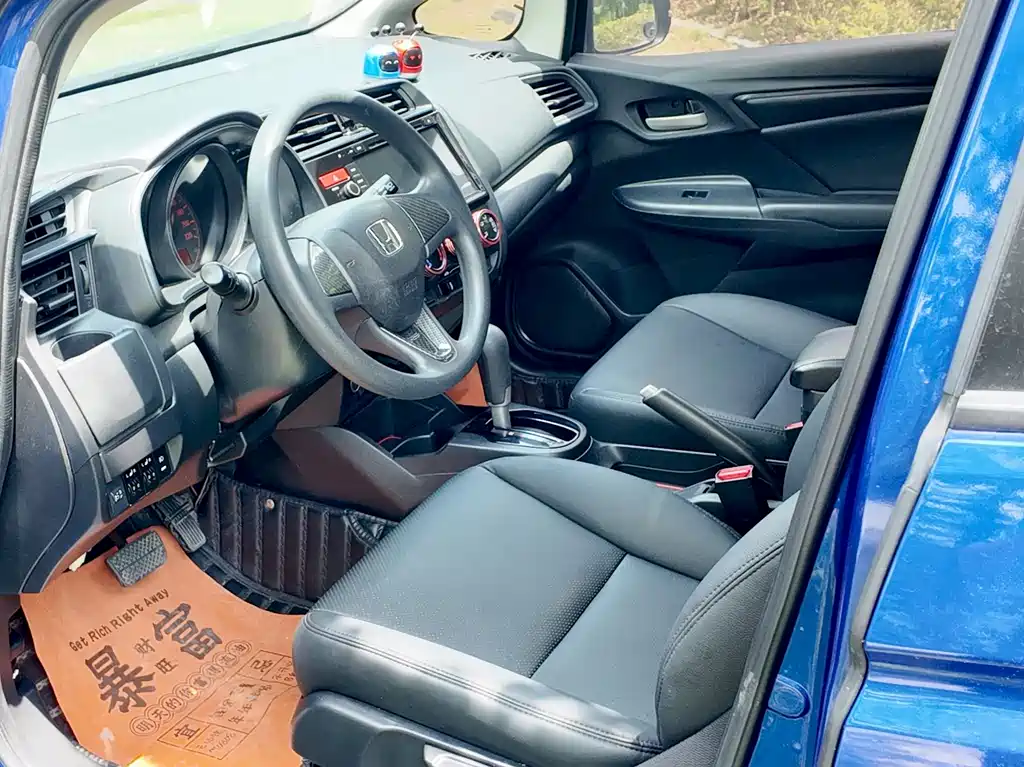 Honda Fit 2018 — фото 27