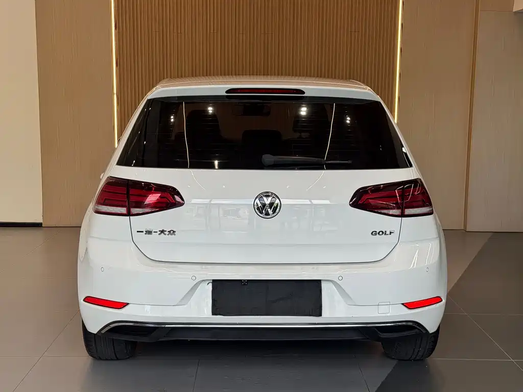 Volkswagen Golf 2018 — фото 17