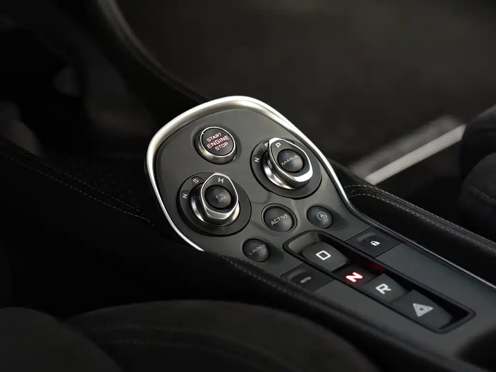 McLaren 570 2018 — фото 18