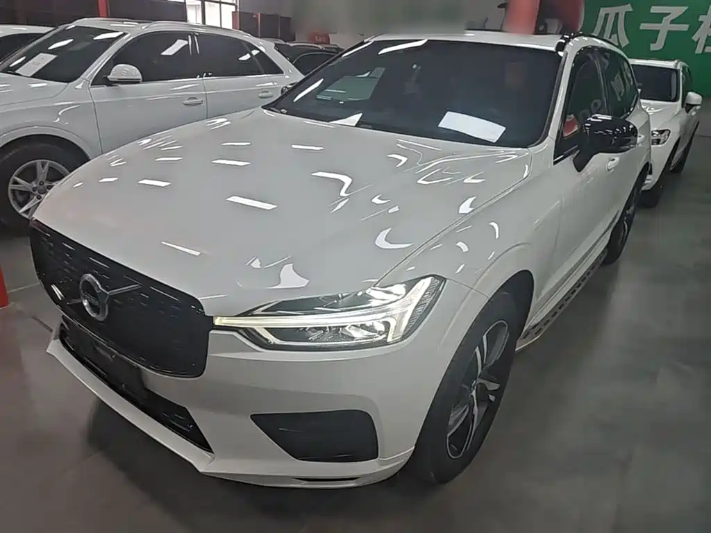 Volvo XC60 2021 — фото 2