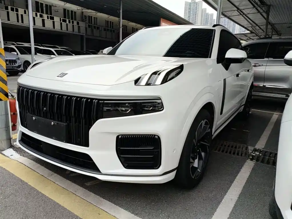 Lynk & Co 09 EM-P 2024 — фото 2