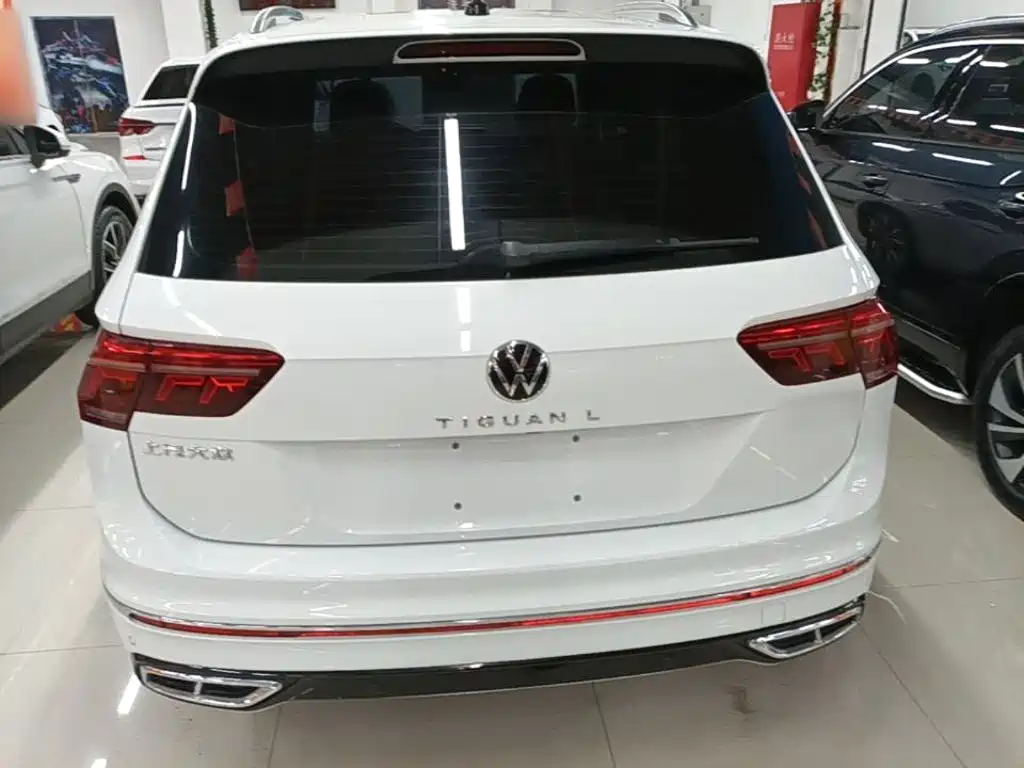 Volkswagen Tiguan L 2022 — фото 6