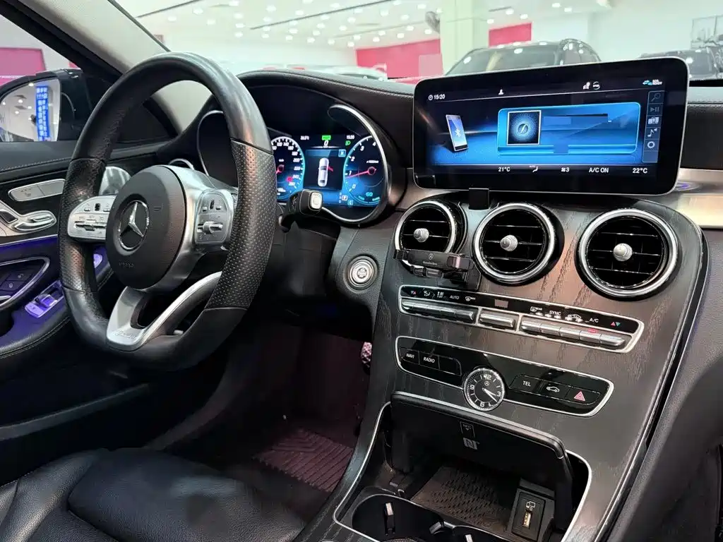 Mercedes-Benz C-Class 2022 — фото 10