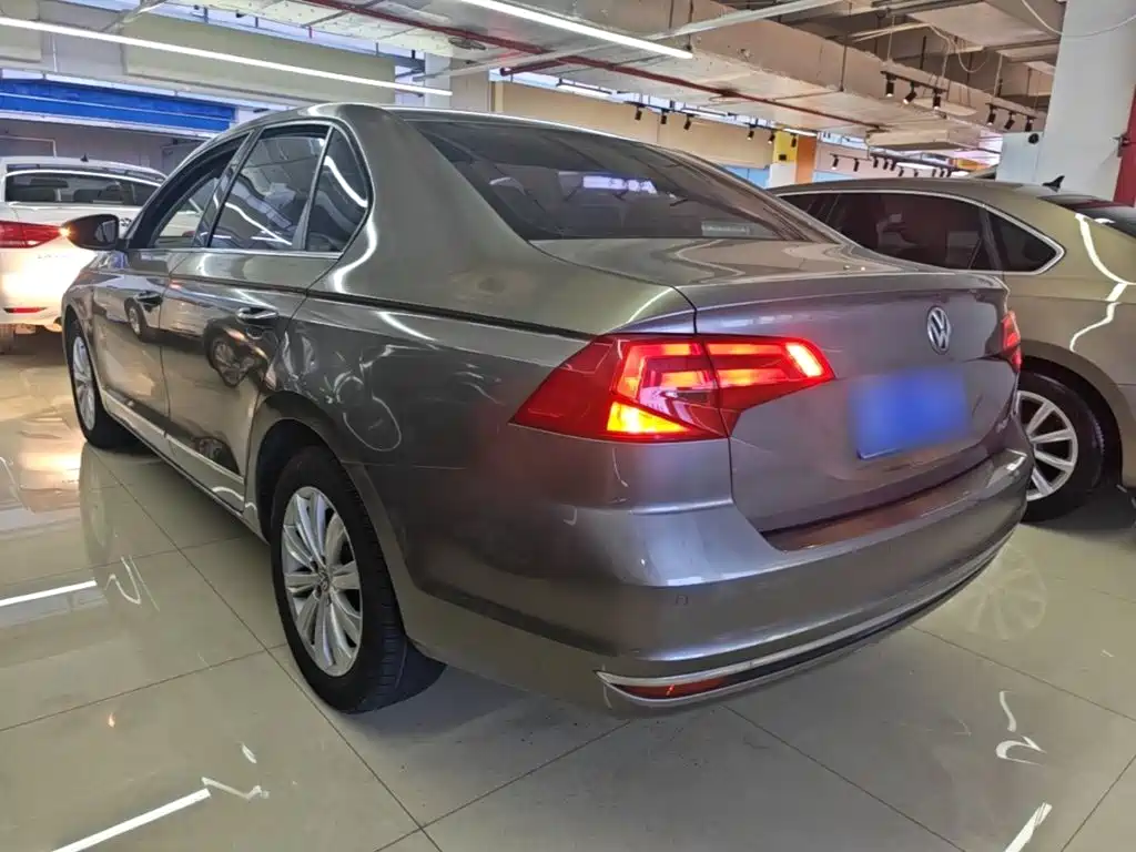 Volkswagen Bora 2016