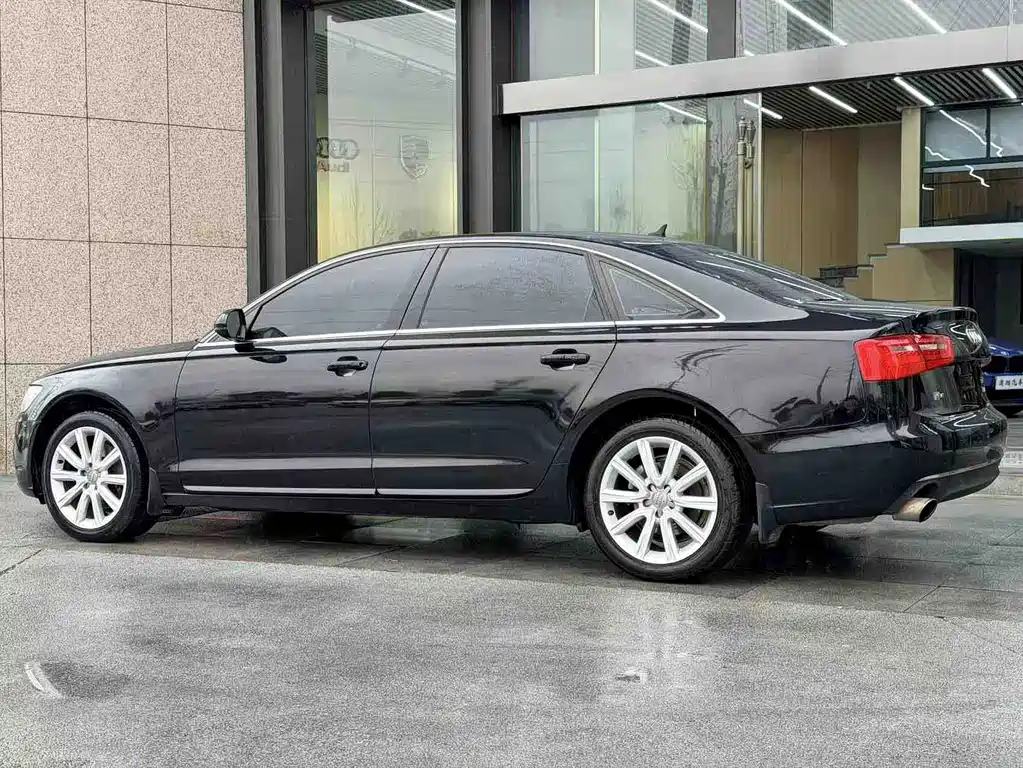 Audi A6L 2014 — фото 7