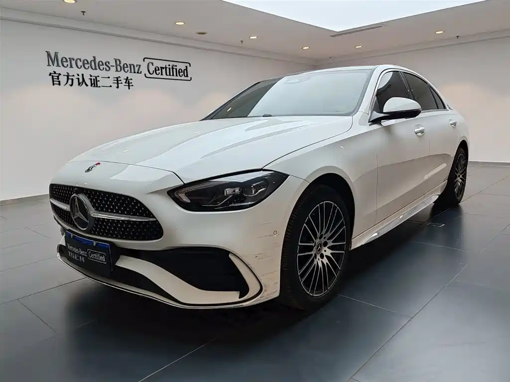 Mercedes-Benz C-Class 2025 — фото 1