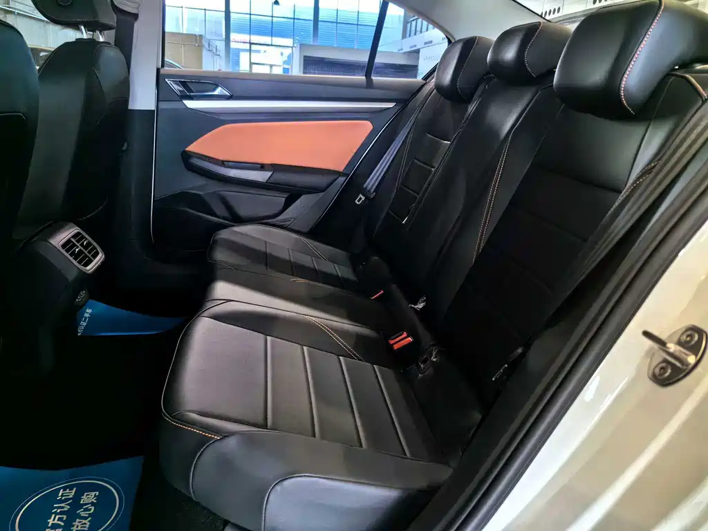 Volkswagen Bora 2023