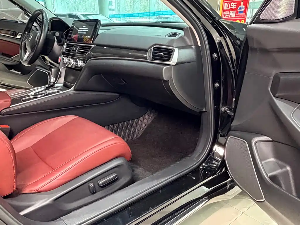 Honda Accord 2022 — фото 16