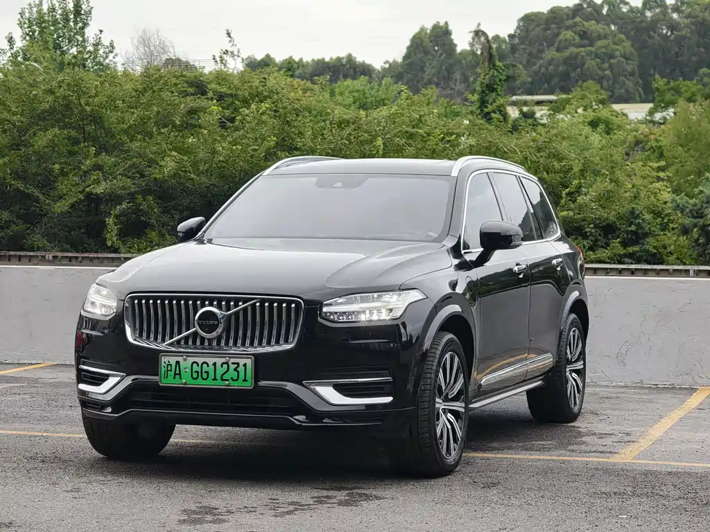 Volvo XC90 Plug-In Hybrid 2022 — фото 1