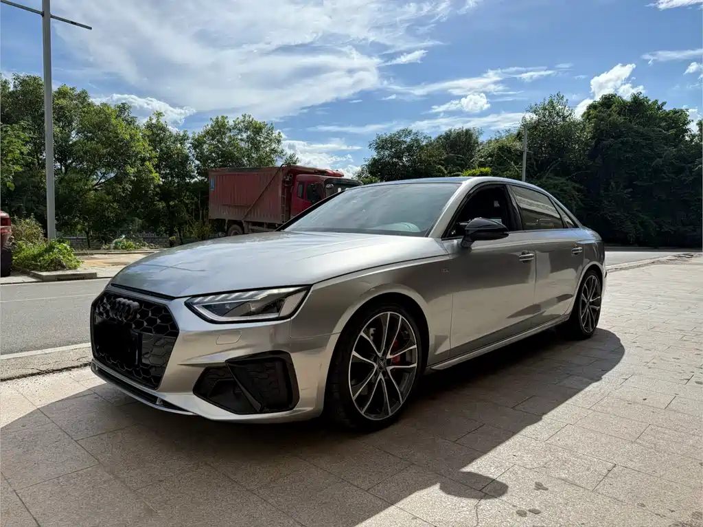 Audi A4L 2020