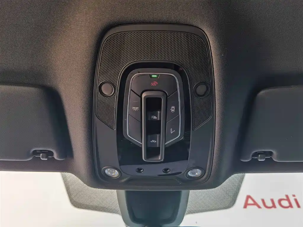 Audi Q5L Sportback 2023 — фото 21