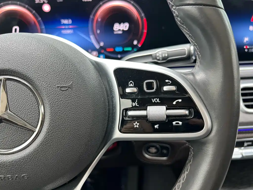 Mercedes-Benz GLE 2020 — фото 29